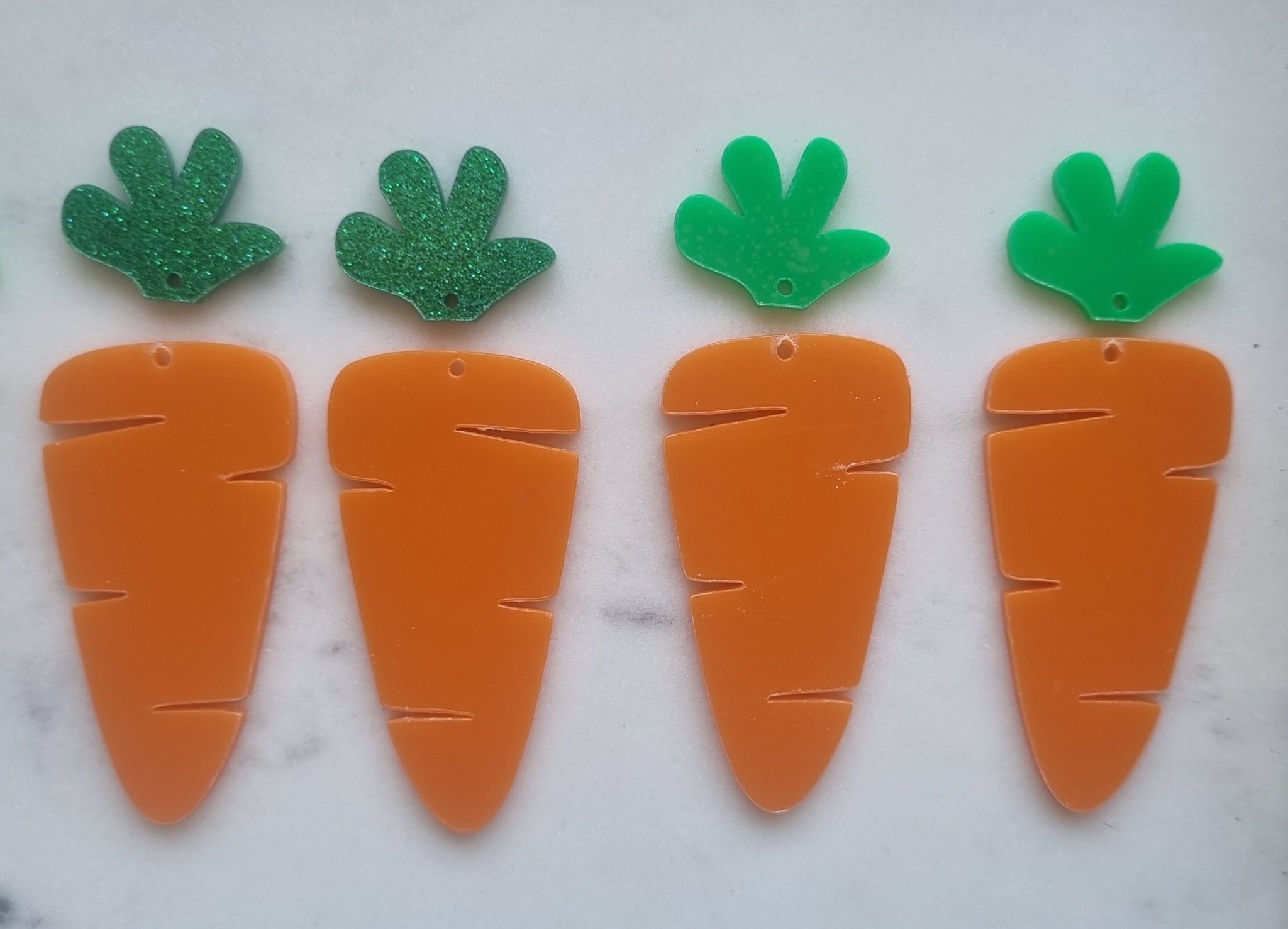 10pcs (5pr) Laser Cut Acrylic Carrot/Leaf Easter Collection