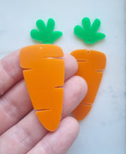10pcs (5pr) Laser Cut Acrylic Carrot/Leaf Easter Collection