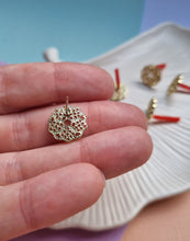 6pcs (3prs) Zinc Alloy Fashion post, Gold Round Flower, Earring Connector Charms, DIY Fashion Earrings, Jewellery making supplies