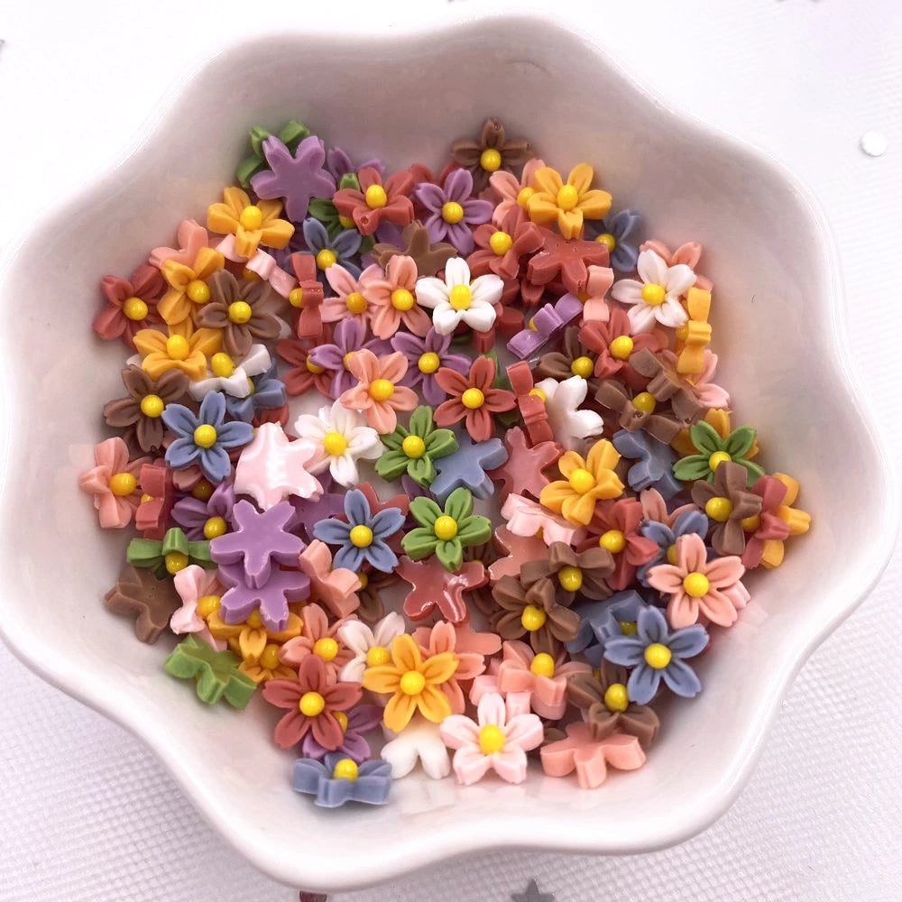 100Pcs 8mm 3D Colorful Mini Flower Flatback