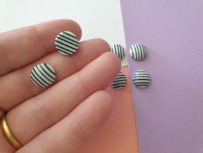 10pcs 12mm White Black Colors stripe Style Flat back Resin Cabochon Jewellery supplies, findings, wholesale australia DIY necklace, bracelet