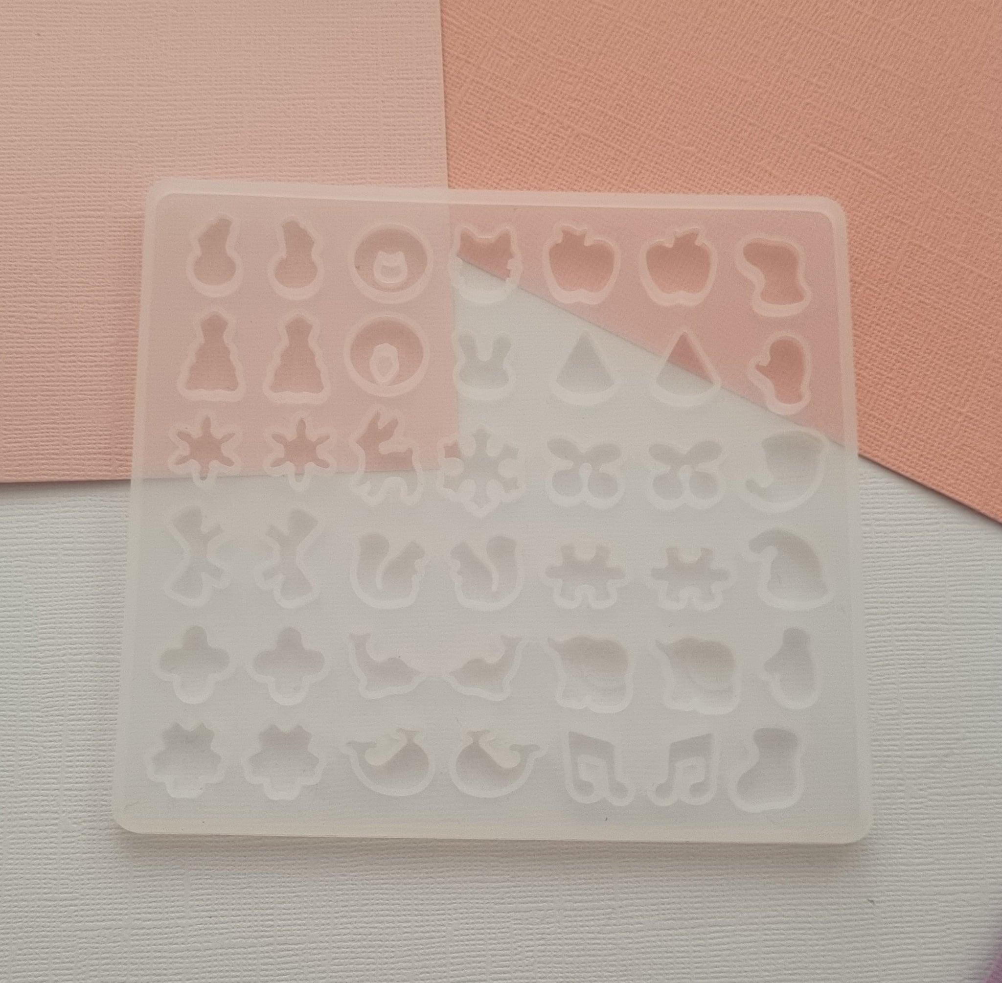 1pc Resin Silicone Mold, Round Heart Silicone Mold, Earring mould, Resin Jewellery Making, Jewellery making supplies, resin craft supplies